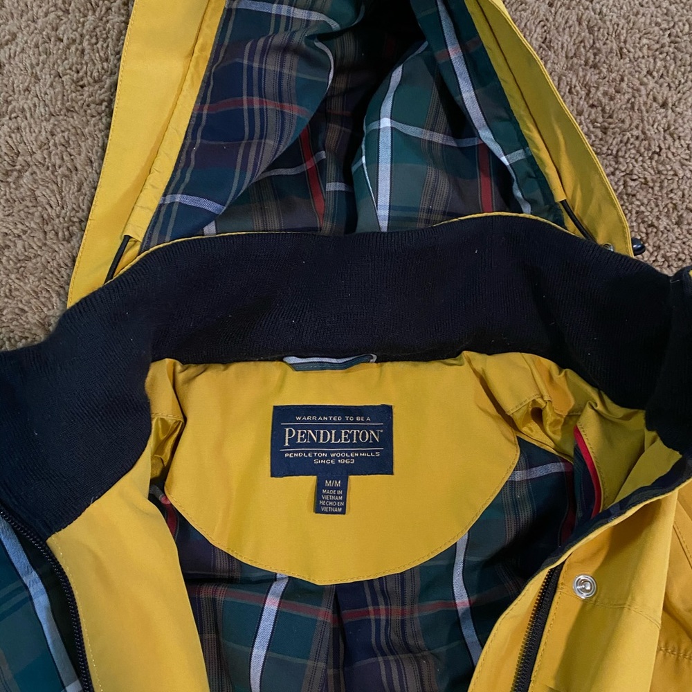 Pendleton Yellow Jacket - Picture 4 of 7